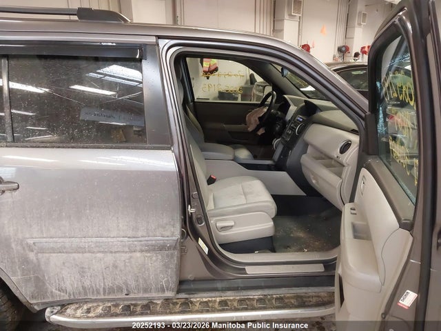20252193 :رقم المزاد ، 5FNYF4H24EB501609 vin ، 2014 Honda Pilot Lx مزاد بيع