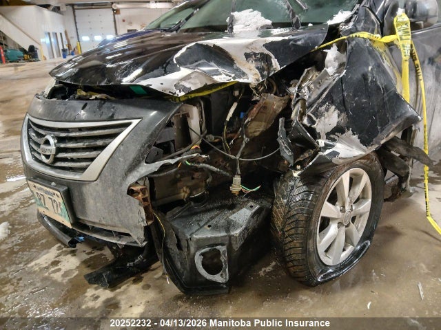 3N1CN7AP7EL812900 Nissan Versa 1.6 Sl