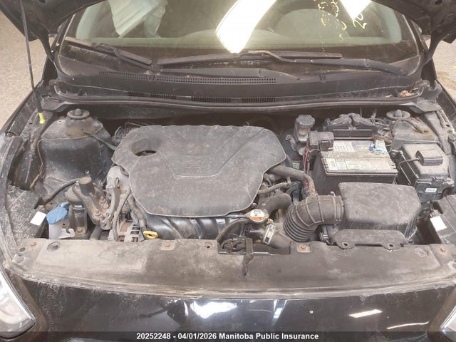 KMHCT5AE9HU341201 Hyundai ACCENT SE