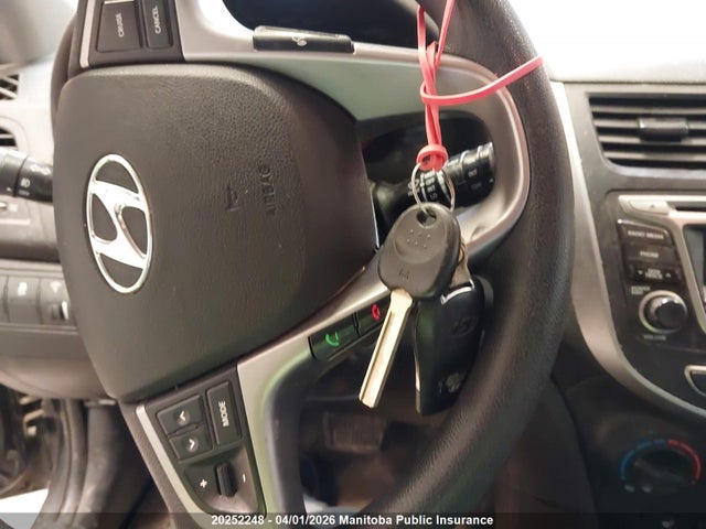 KMHCT5AE9HU341201 Hyundai ACCENT SE