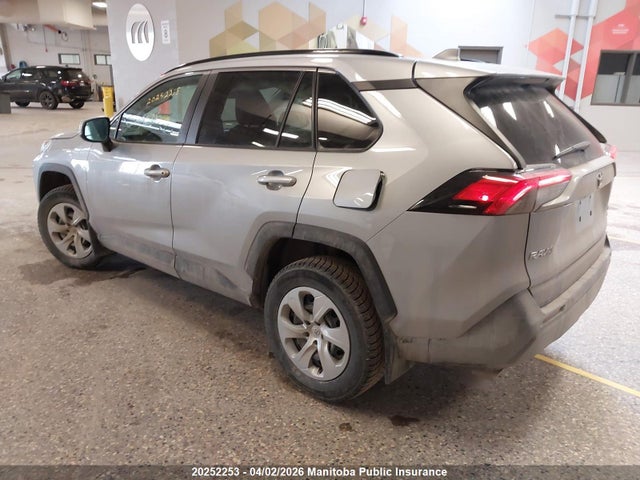 2021 Toyota Rav4 Le მანქანა იყიდება აუქციონზე, vin: 2T3B1RFV9MW152387, აუქციონის ნომერი: 20252253