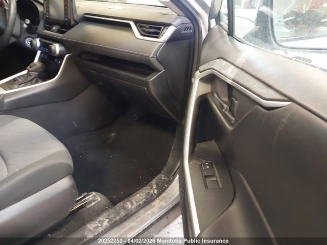 2021 Toyota Rav4 Le მანქანა იყიდება აუქციონზე, vin: 2T3B1RFV9MW152387, აუქციონის ნომერი: 20252253