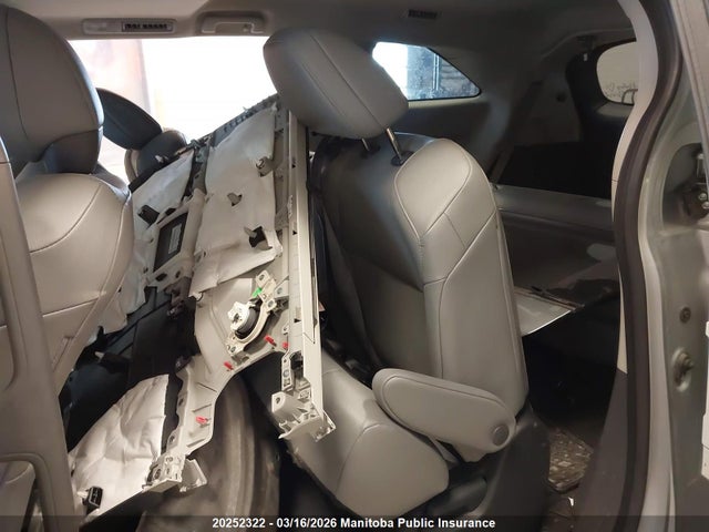 20252322 :رقم المزاد ، 5TDGRKEC2PS161802 vin ، 2023 Toyota Sienna Xle Hybrid مزاد بيع