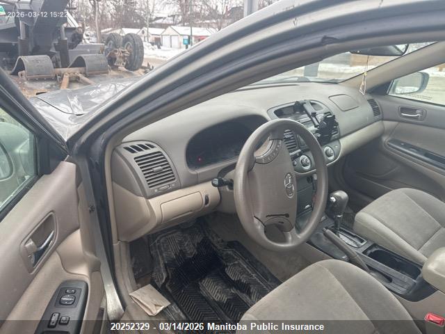20252329 :رقم المزاد ، 4T1BE32K76U650421 vin ، 2006 Toyota Camry Le مزاد بيع