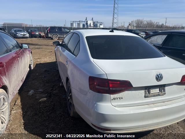3VWD67AJ8GM325998 Volkswagen Jetta 1.4 Tsi