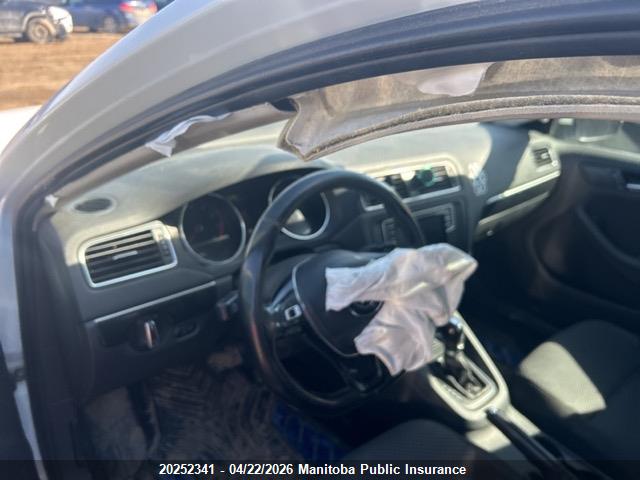 3VWD67AJ8GM325998 Volkswagen Jetta 1.4 Tsi