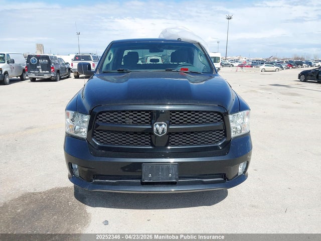 3C6RR7KT6JG158392 Dodge Ram 1500 St Crew Cab