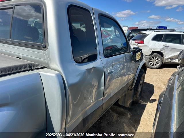 2002 Toyota Tacoma მანქანა იყიდება აუქციონზე, vin: 5TEWN72N82Z895575, აუქციონის ნომერი: 20252393