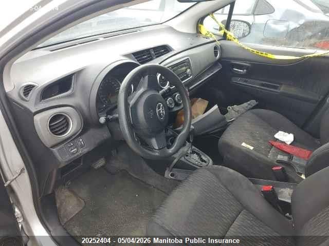 20252404 :رقم المزاد ، VNKKTUD31EA011934 vin ، 2014 Toyota Yaris Le مزاد بيع