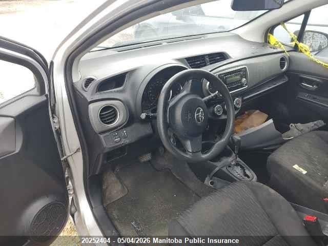20252404 :رقم المزاد ، VNKKTUD31EA011934 vin ، 2014 Toyota Yaris Le مزاد بيع