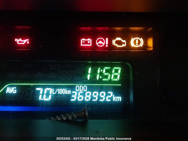 JTDZN3EUXE3314024 Toyota PRIUS V