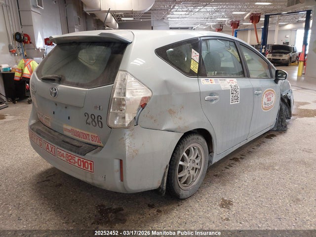 JTDZN3EUXE3314024 Toyota PRIUS V