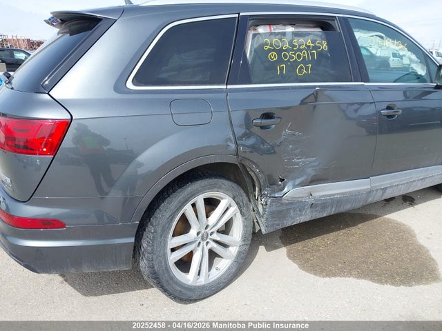 Продаж на аукціоні авто 2017 Audi Q7 V6, vin: WA1WAAF74HD050917, номер лоту: 20252458