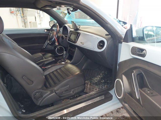 Продажа на аукционе авто 2015 Volkswagen Beetle 1.8 Tsi, vin: 3VW507AT3FM802147, номер лота: 20252459