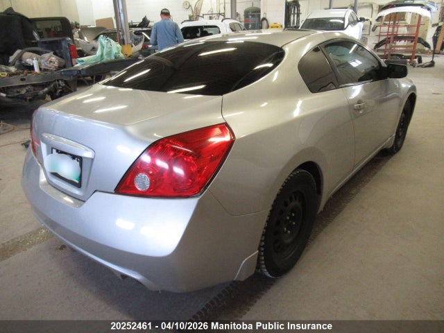 2010 Nissan Altima 2.5 S მანქანა იყიდება აუქციონზე, vin: 1N4AL2EP2AC142112, აუქციონის ნომერი: 20252461