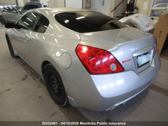 2010 Nissan Altima 2.5 S მანქანა იყიდება აუქციონზე, vin: 1N4AL2EP2AC142112, აუქციონის ნომერი: 20252461