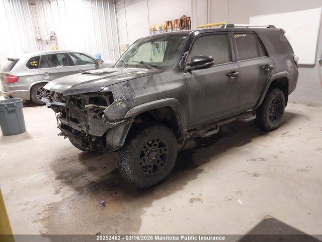 Продаж на аукціоні авто 2017 Toyota 4runner Sr5 V6, vin: JTEBU5JRXH5451874, номер лоту: 20252462