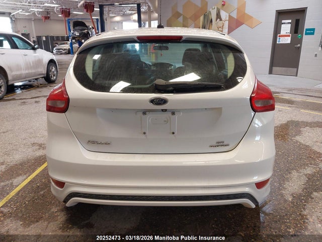 2015 Ford Focus Se მანქანა იყიდება აუქციონზე, vin: 1FADP3K24FL330699, აუქციონის ნომერი: 20252473