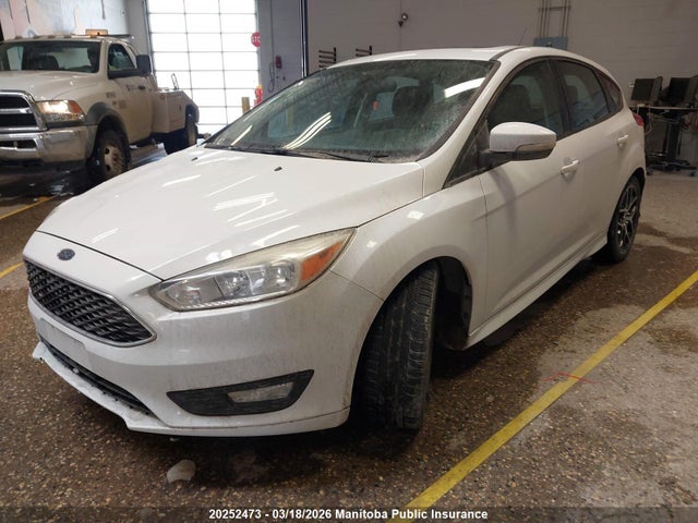 2015 Ford Focus Se მანქანა იყიდება აუქციონზე, vin: 1FADP3K24FL330699, აუქციონის ნომერი: 20252473