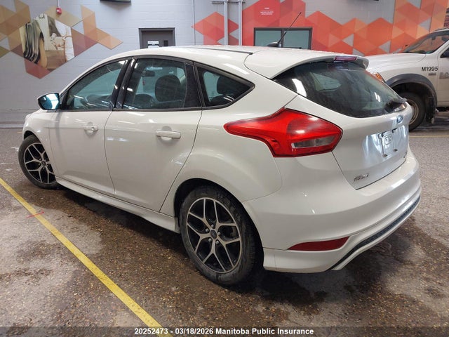 2015 Ford Focus Se მანქანა იყიდება აუქციონზე, vin: 1FADP3K24FL330699, აუქციონის ნომერი: 20252473
