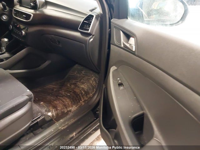 KM8J3CA48KU044415 Hyundai Tucson Preferred