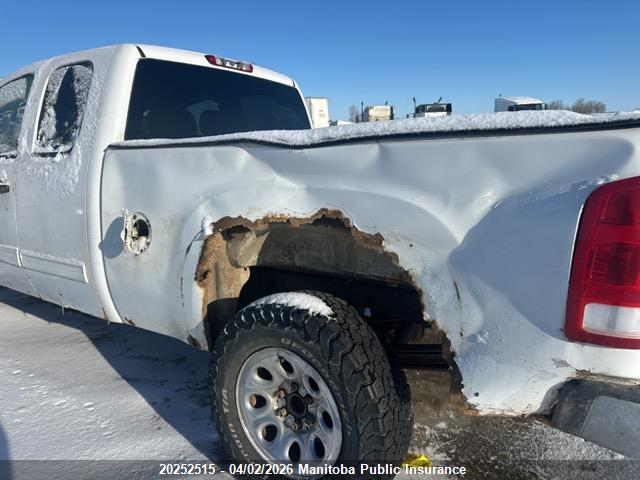20252515 :رقم المزاد ، 1GTEK19019Z115482 vin ، 2009 Gmc Sierra 1500 Wt Ext Cab مزاد بيع