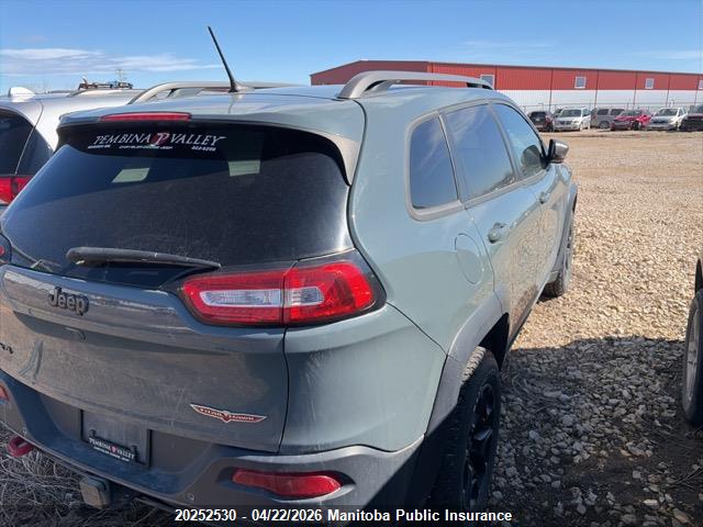 Продажа на аукционе авто 2015 Jeep Cherokee Trailhawk, vin: 1C4PJMBS3FW739340, номер лота: 20252530