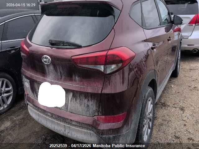 KM8J33A40HU333927 Hyundai Tucson