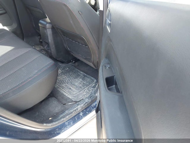 2GNFLFEK8G6185194 Chevrolet EQUINOX LT