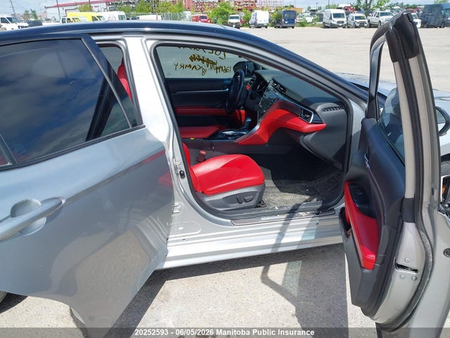 Auction sale of the 2018 Toyota Camry Xse, vin: 4T1B61HK7JU126199, lot number: 20252593