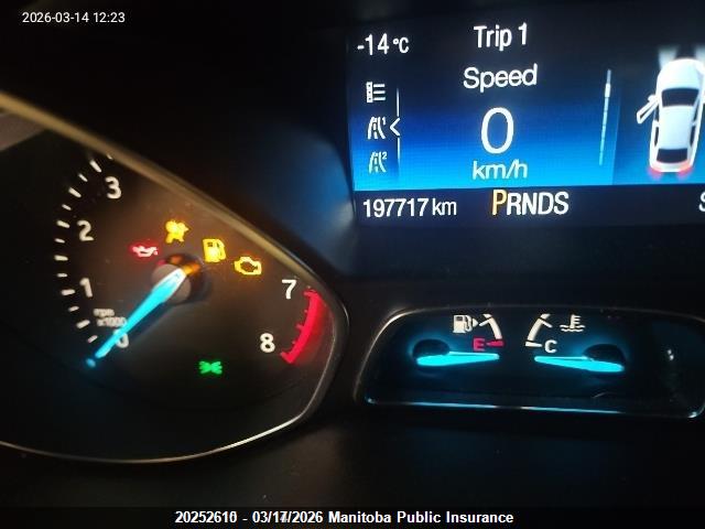 1FMCU9GD3HUD97878 Ford ESCAPE SE