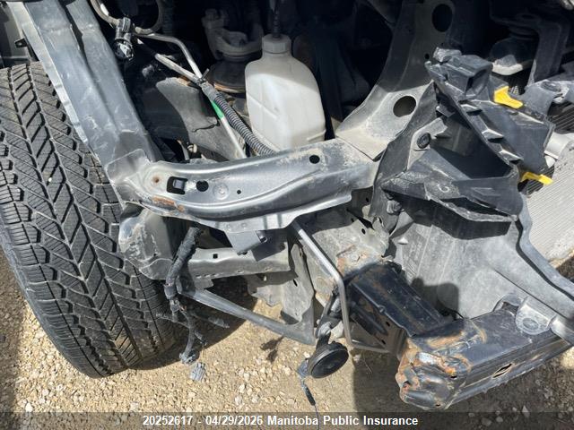 2HKRM4H38EH122519 Honda CR-V LX