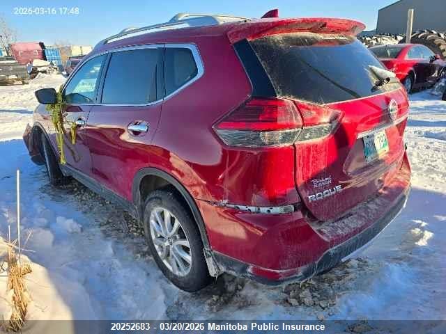 5N1AT2MV8HC768490 Nissan ROGUE SV