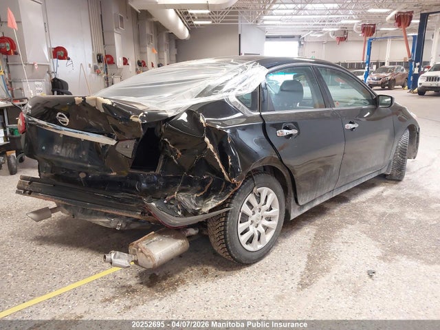 1N4AL3APXJC235682 Nissan Altima 2.5 S