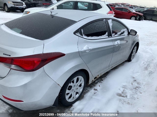 Продажа на аукционе авто 2015 Hyundai Elantra Gl, vin: 5NPDH4AE3FH553653, номер лота: 20252699