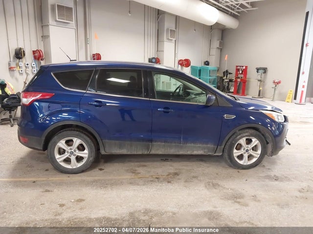 1FMCU0GX0FUA84757 Ford ESCAPE SE