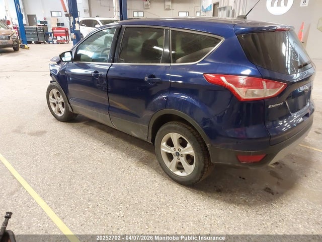 1FMCU0GX0FUA84757 Ford ESCAPE SE