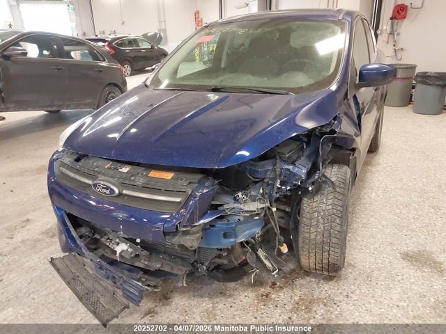 1FMCU0GX0FUA84757 Ford ESCAPE SE