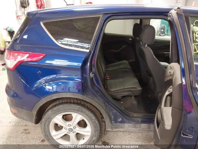 1FMCU0GX0FUA84757 Ford ESCAPE SE