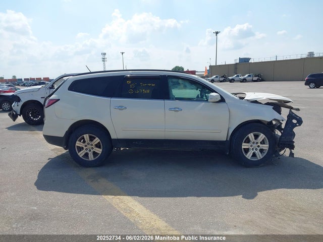 Продажа на аукционе авто 2015 Chevrolet Traverse Lt, vin: 1GNKVHKD8FJ127968, номер лота: 20252734