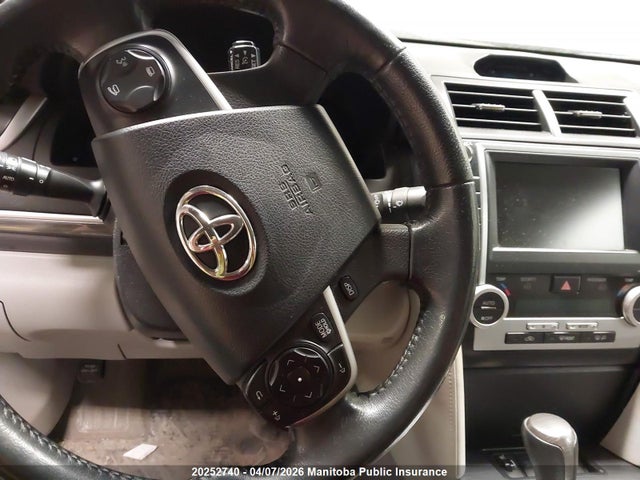 2013 Toyota Camry Xle Hybrid მანქანა იყიდება აუქციონზე, vin: 4T1BD1FK2DU072937, აუქციონის ნომერი: 20252740