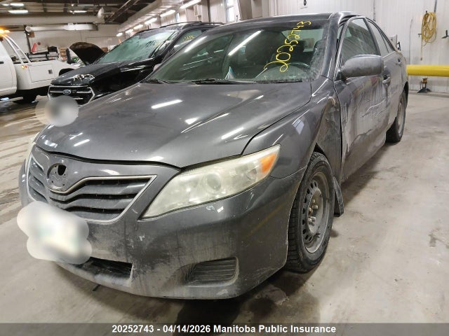 2010 Toyota Camry Le მანქანა იყიდება აუქციონზე, vin: 4T1BF3EK2AU096903, აუქციონის ნომერი: 20252743