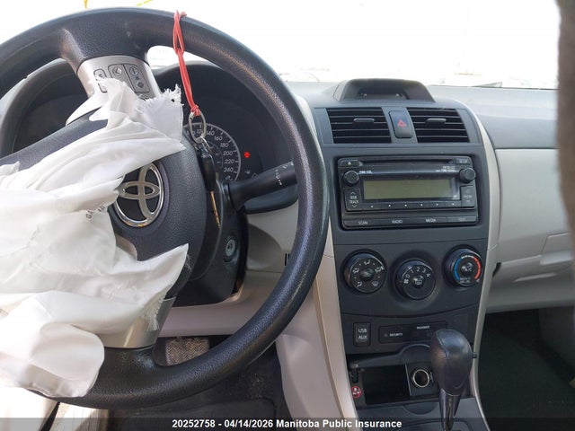 2013 Toyota Corolla Ce მანქანა იყიდება აუქციონზე, vin: 2T1BU4EE4DC090998, აუქციონის ნომერი: 20252758