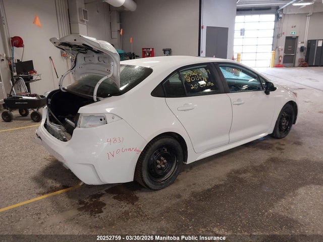 20252759 :رقم المزاد ، 5YFBPRBEXLP013978 vin ، 2020 Toyota Corolla Le مزاد بيع