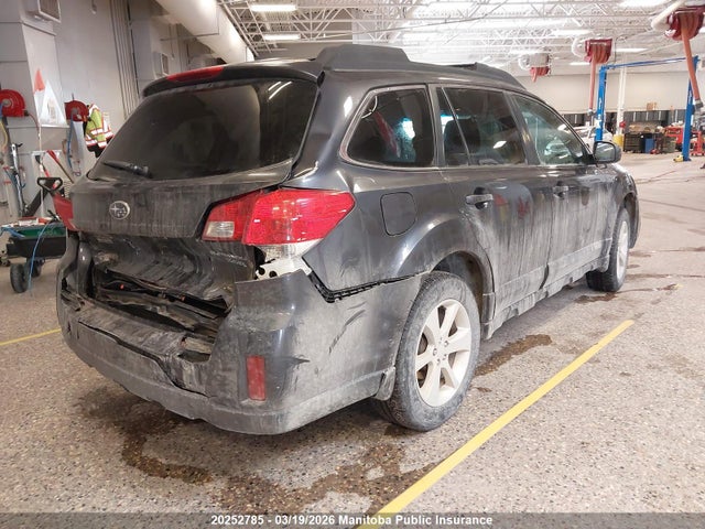 20252785 :رقم المزاد ، 4S4BRJGC6D2282168 vin ، 2013 Subaru Outback 3.6r مزاد بيع