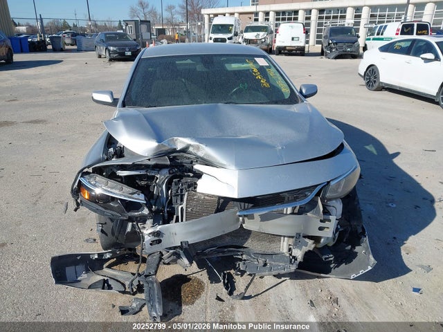 1G1ZD5ST1JF238608 Chevrolet MALIBU LT