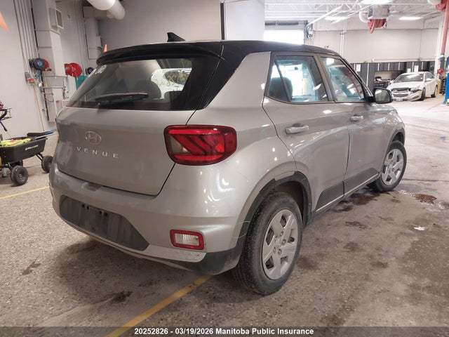 20252826 :رقم المزاد ، KMHRB8A35MU110724 vin ، 2021 Hyundai Venue Essential مزاد بيع