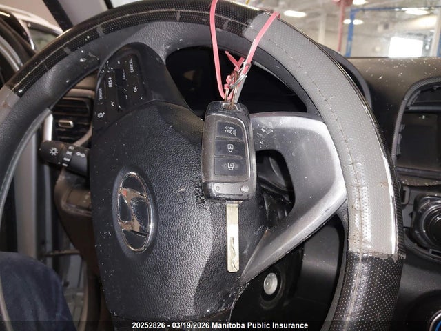 20252826 :رقم المزاد ، KMHRB8A35MU110724 vin ، 2021 Hyundai Venue Essential مزاد بيع