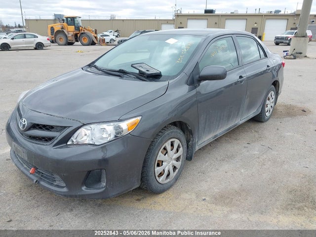 20252843 :رقم المزاد ، 2T1BU4EE5DC009846 vin ، 2013 Toyota Corolla Ce مزاد بيع