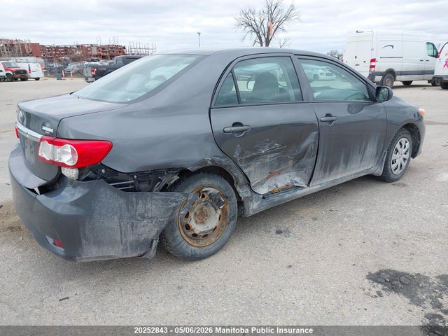 20252843 :رقم المزاد ، 2T1BU4EE5DC009846 vin ، 2013 Toyota Corolla Ce مزاد بيع